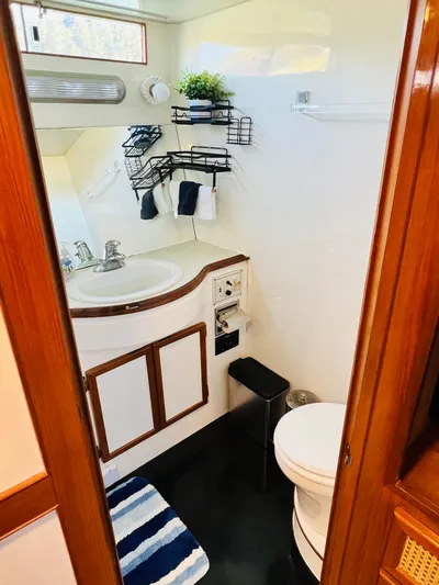 Rough Life Yacht Photos Pics 