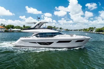Ferretti Yachts 580