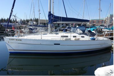 2004 Beneteau Oceanis Clipper 323