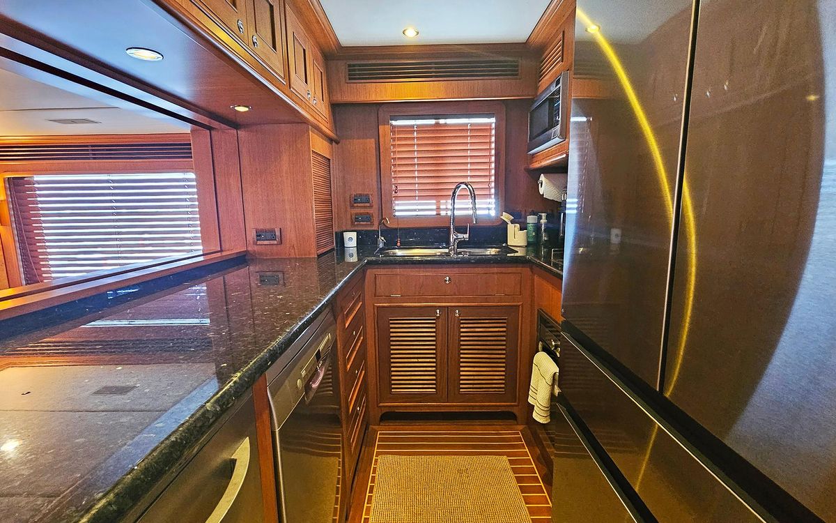2012 Outer Reef Yachts 70 
