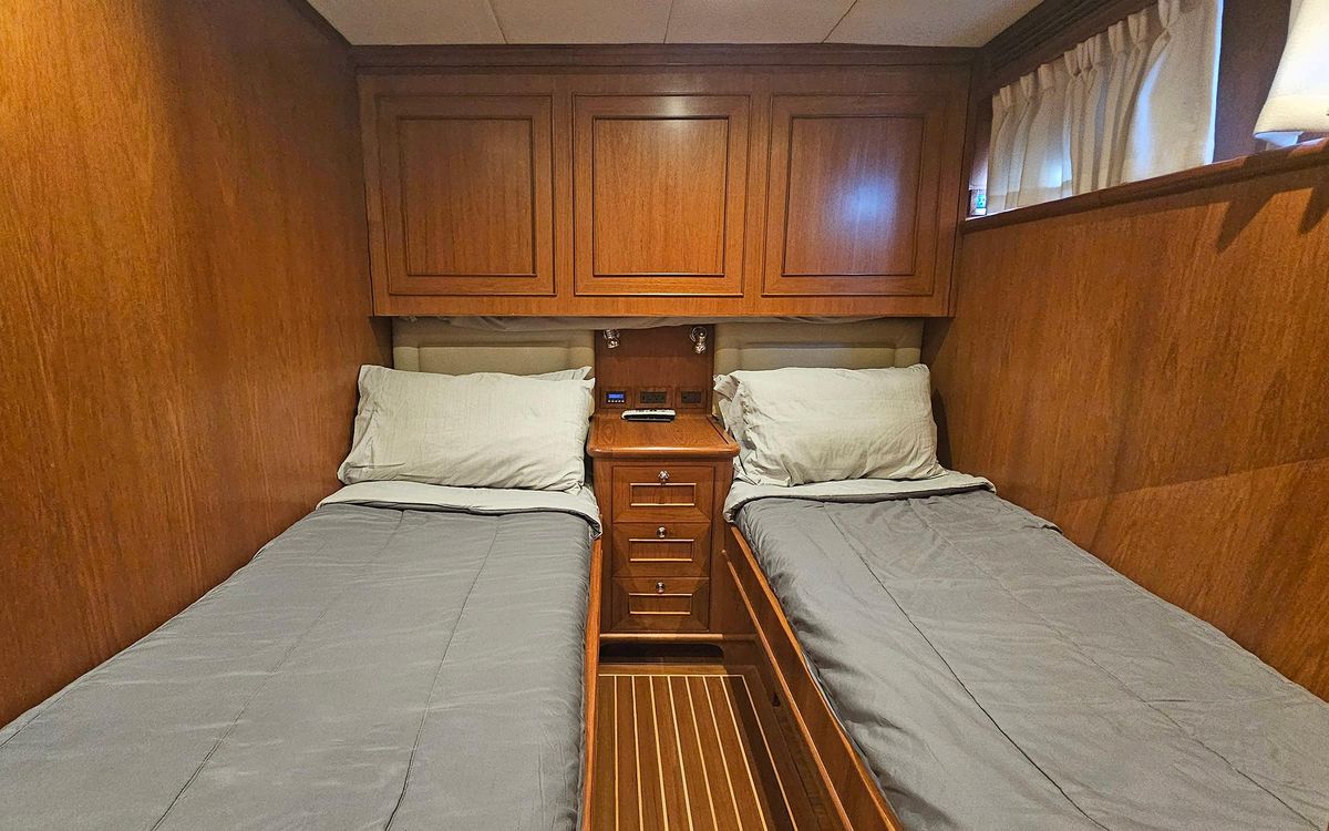 2012 Outer Reef Yachts 70 