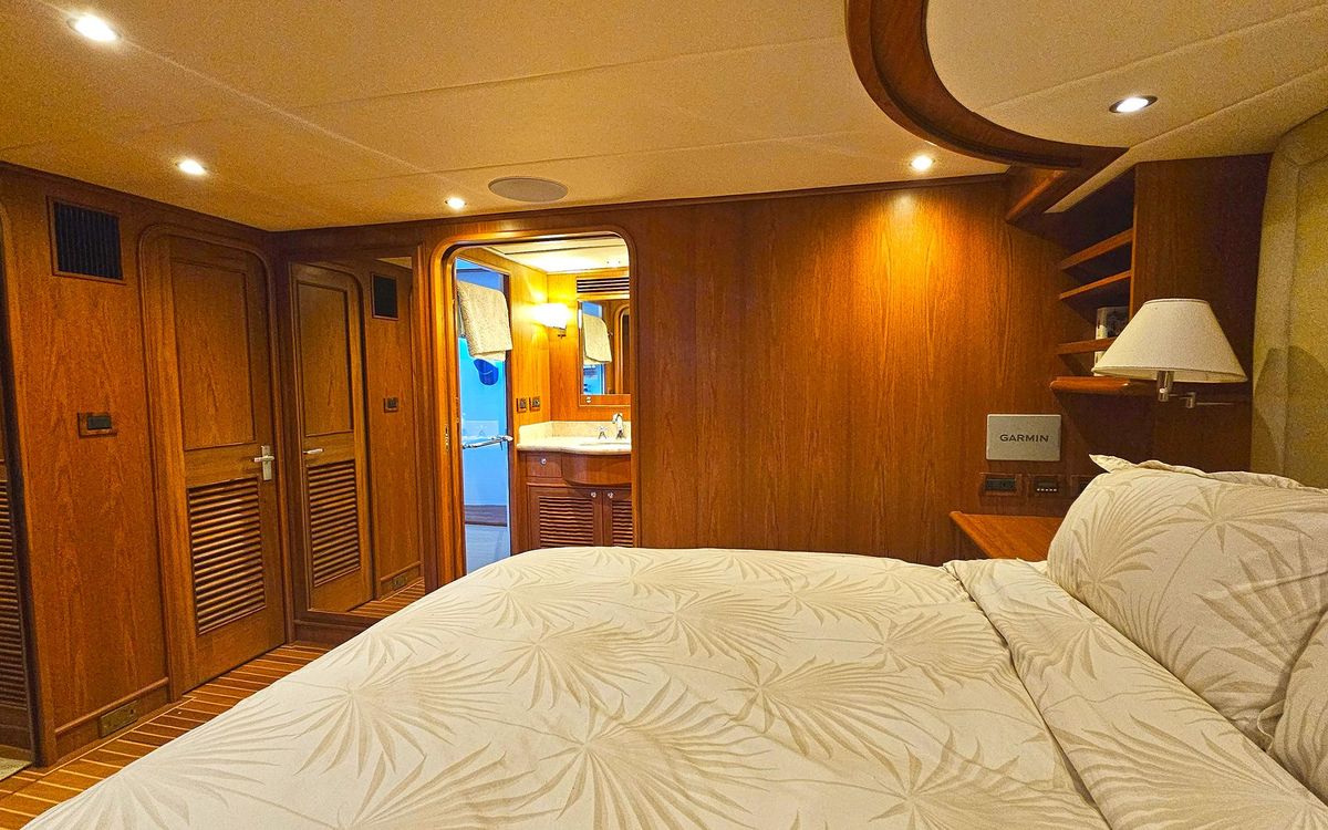 2012 Outer Reef Yachts 70 