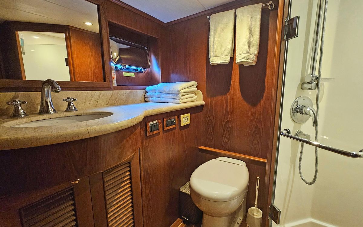 2012 Outer Reef Yachts 70 