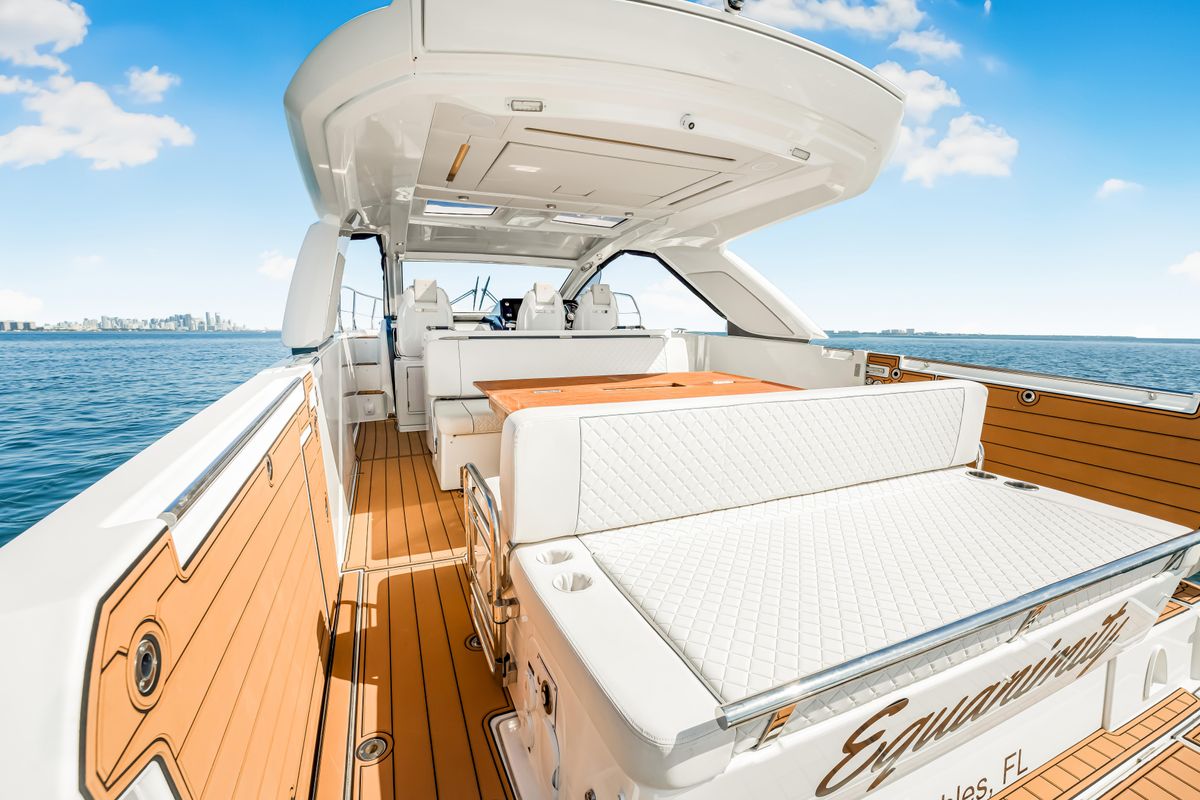 2023 Jeanneau 43 