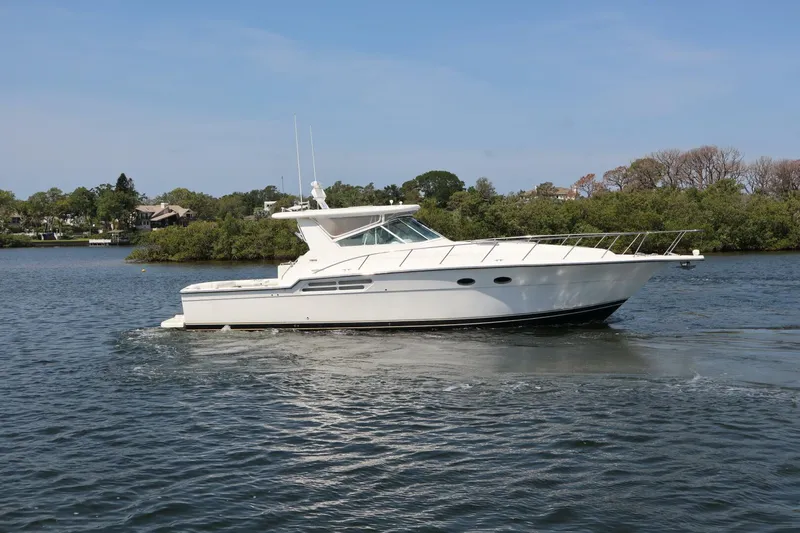 C Dreamer Yacht Photos Pics 2001 43 Tiara Yacht C Dreamer- Profile