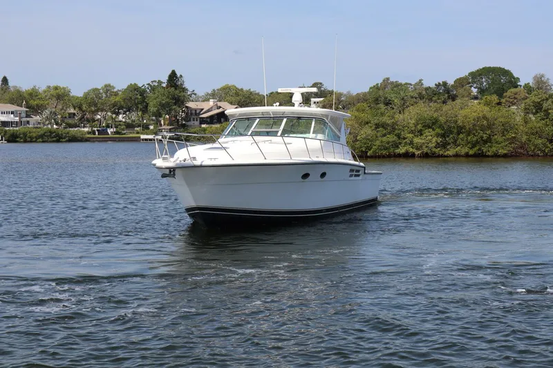 C Dreamer Yacht Photos Pics 2001 43 Tiara Yacht C Dreamer- Profile