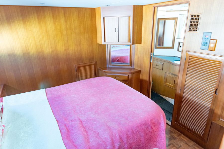 2000 Ocean Alexander 430 Classico MK1