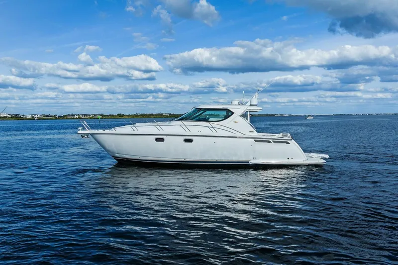 Thought About It Yacht Photos Pics 2007 Tiara Yachts 4300 Sovran - Profile
