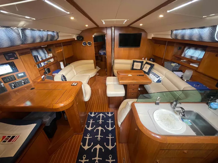 Karisma Yacht Photos Pics 