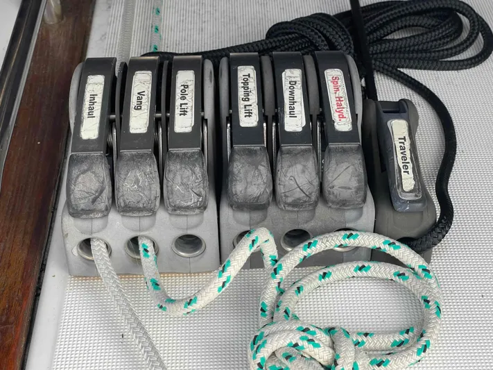 Karisma Yacht Photos Pics 