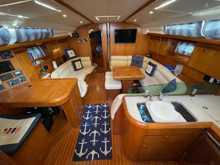 Karisma Yacht Photos Pics 