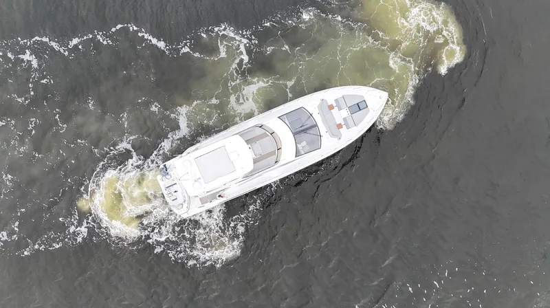 Engine Warranty X Seakeeper Yacht Photos Pics 