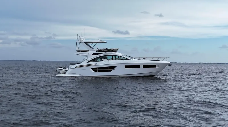 Engine Warranty X Seakeeper Yacht Photos Pics 