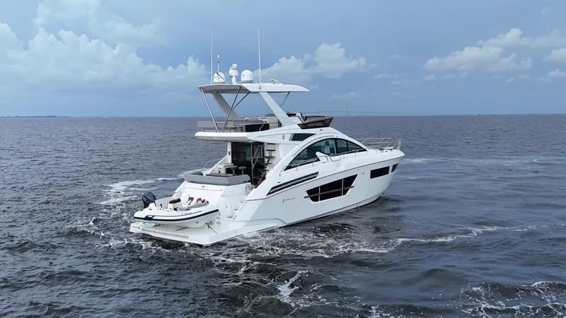 Engine Warranty X Seakeeper Yacht Photos Pics 