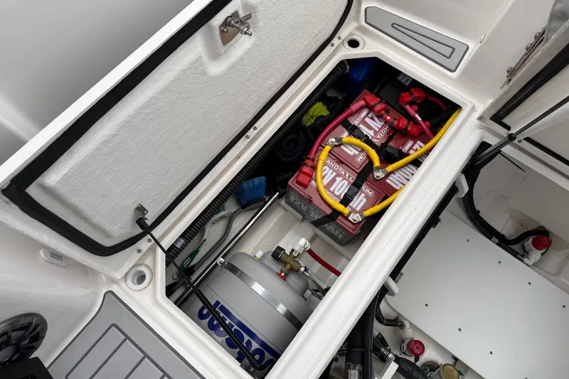  Yacht Photos Pics 2024 Solara S-250 Coupe battery compartment with Dakota Lithium batteries and wiring.