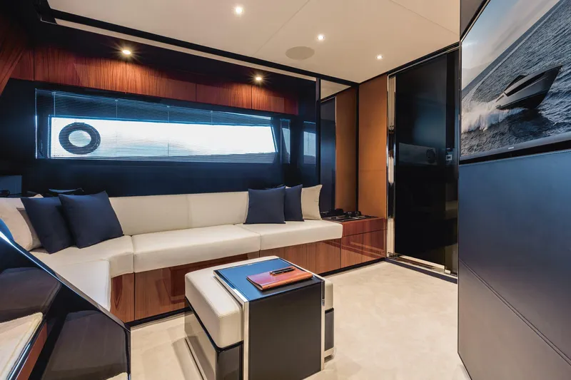 Epica Yacht Photos Pics 