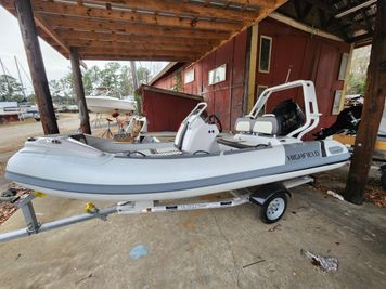 2022 Highfield Sport 390