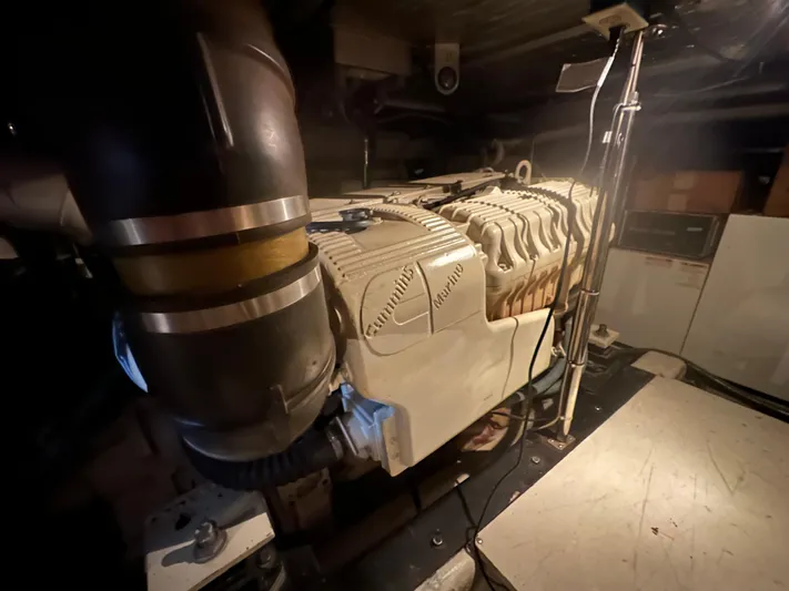  Yacht Photos Pics Engine room of a 2001 Carver 570 Voyager Pilothouse yacht.