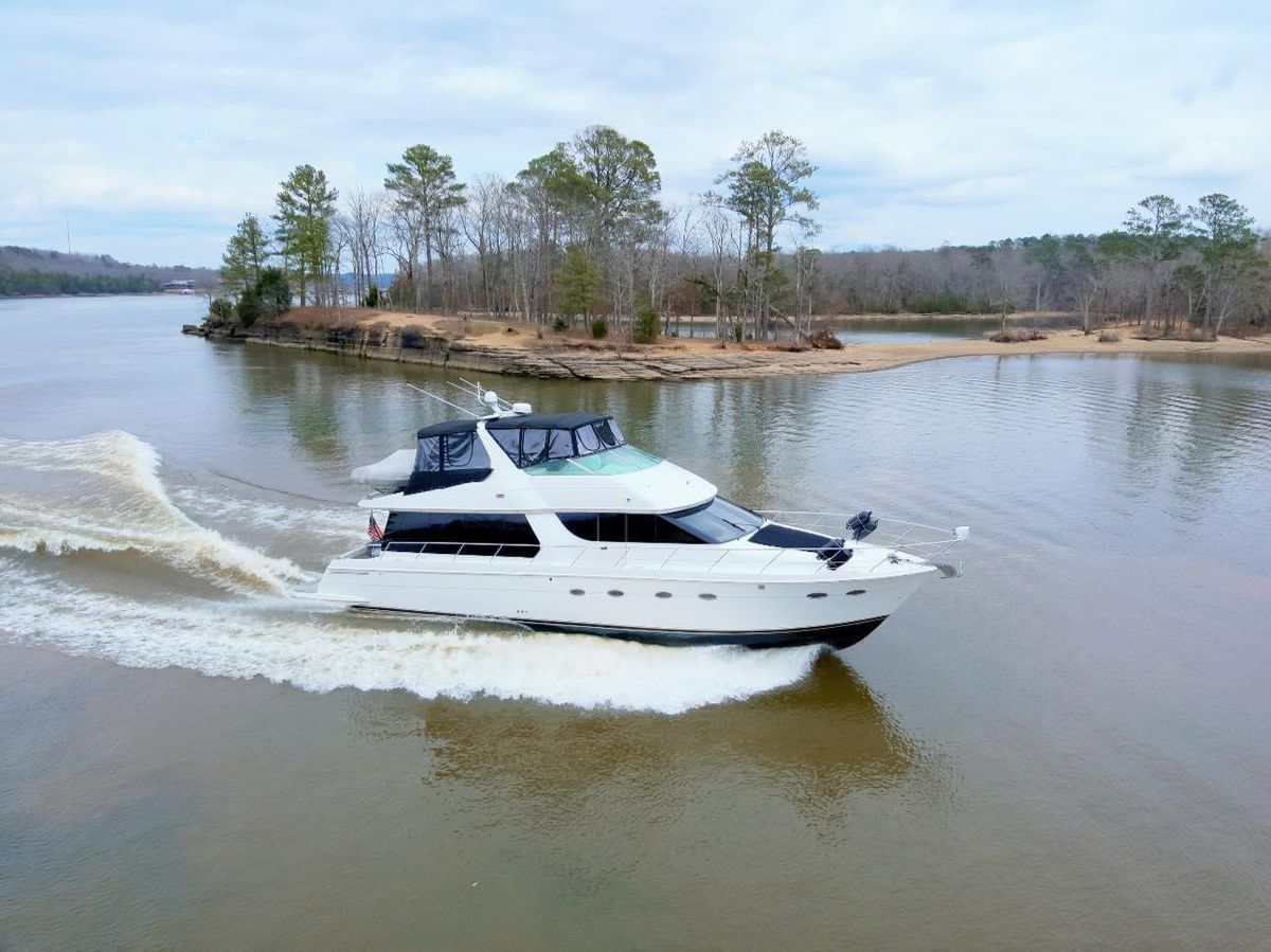 2001 Carver 59 
