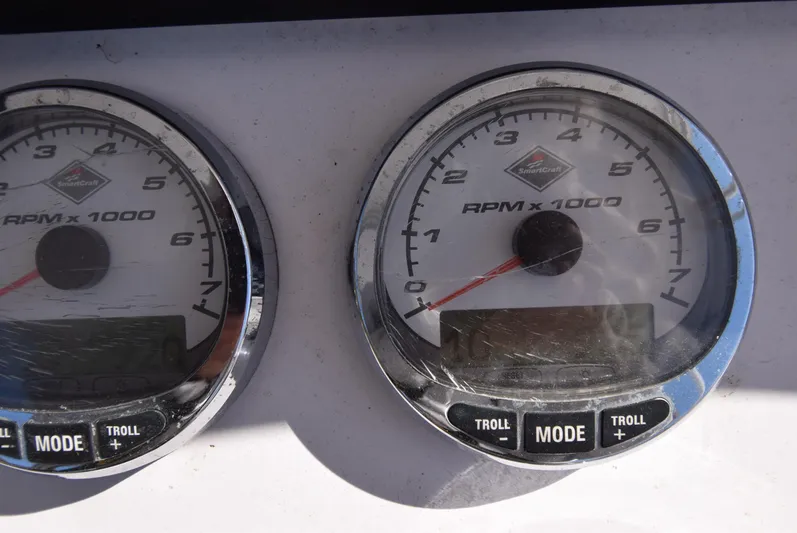 Tie Me Up Yacht Photos Pics Close-up of 2005 Donzi 38 ZSF boat tachometers displaying RPM readings.