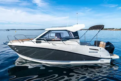 2025 Quicksilver Activ 705 Weekend
