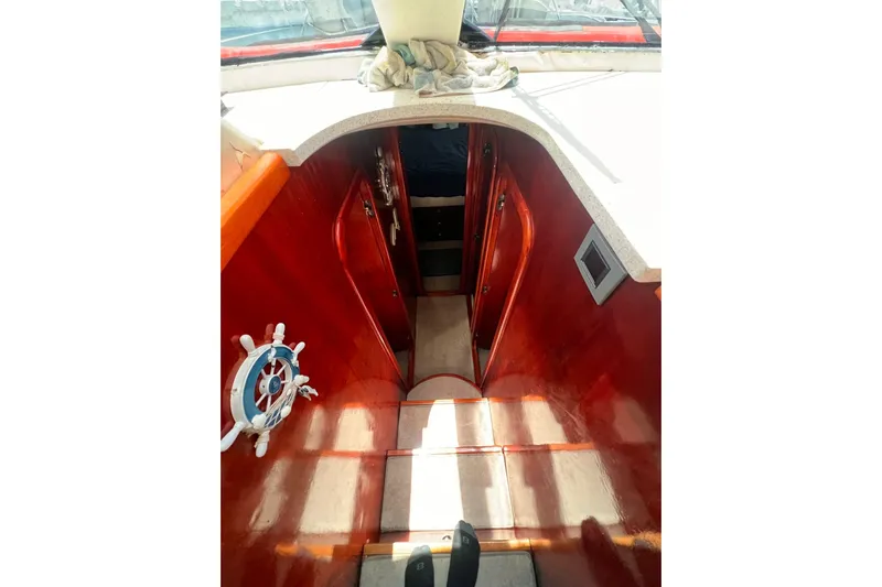 Nickys Yacht Photos Pics Interior view of 2003 Uniesse 48 Fly yacht with polished wood finish.