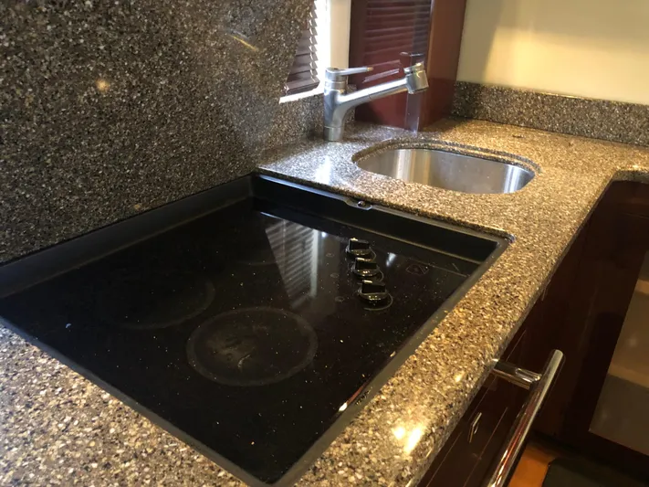 Highland Lass Yacht Photos Pics 