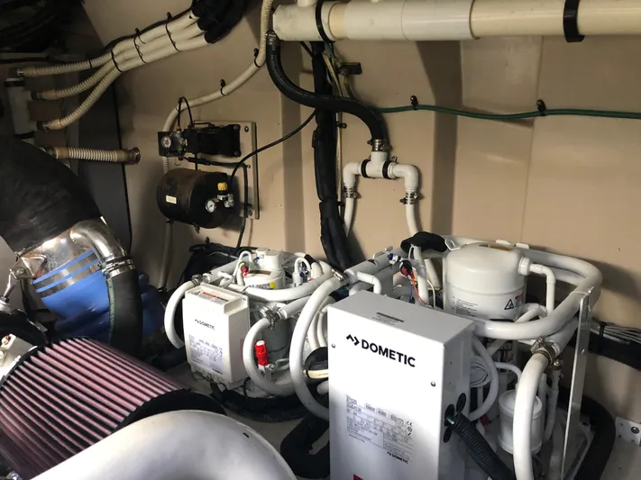 Highland Lass Yacht Photos Pics 