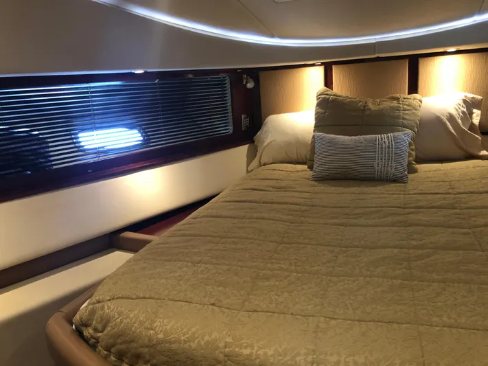 Highland Lass Yacht Photos Pics 