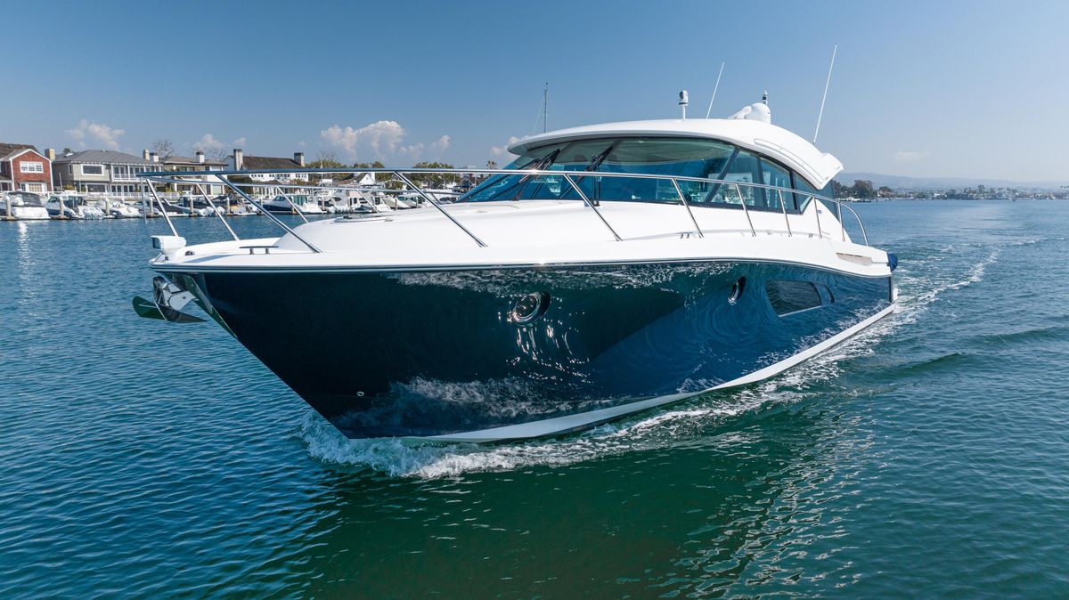 2017 Tiara Yachts 53 
