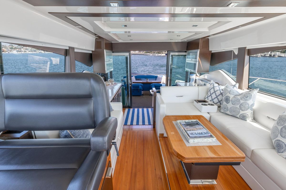2017 Tiara Yachts 53 
