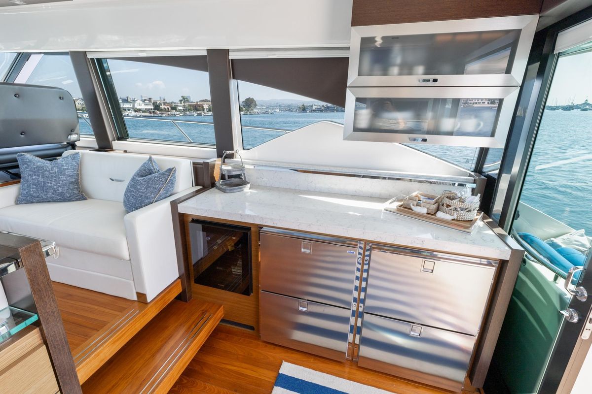 2017 Tiara Yachts 53 