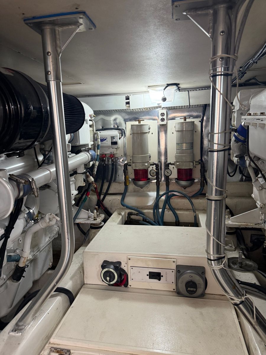 2005 Ocean Yachts 46 