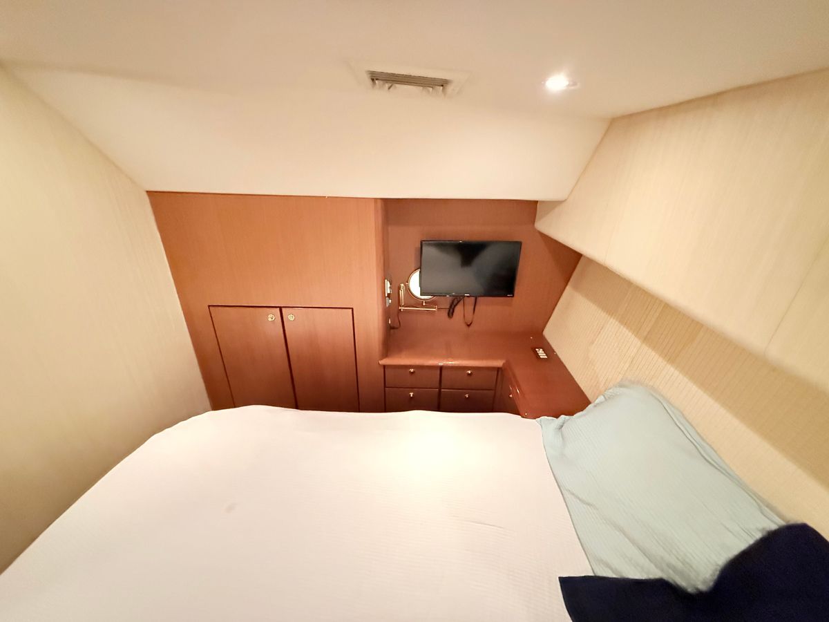 2005 Ocean Yachts 46 