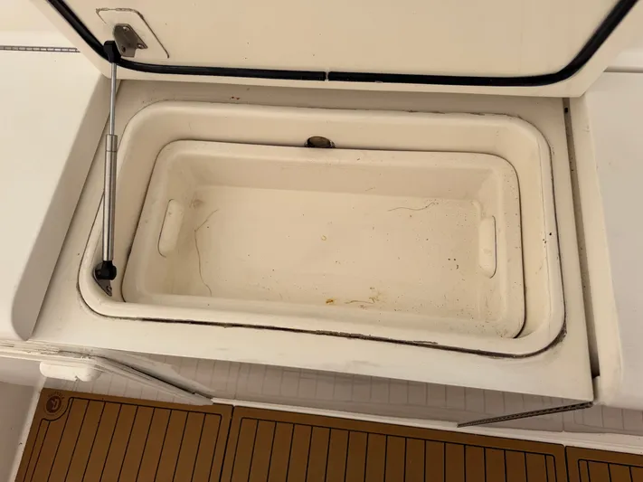 Split Decision Yacht Photos Pics 