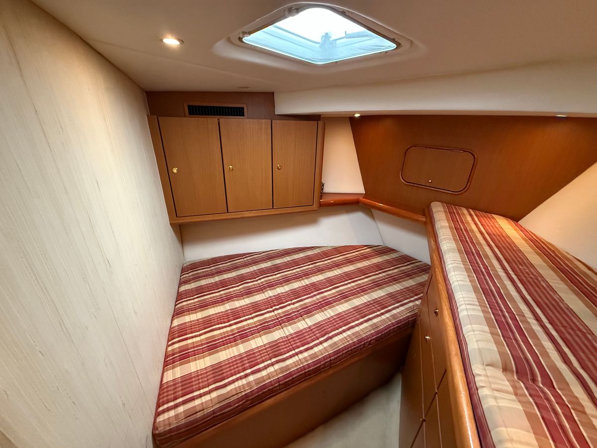 2005 Ocean Yachts 46 