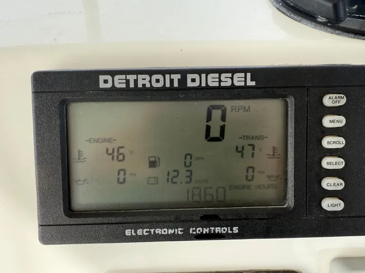 Split Decision Yacht Photos Pics ENGINE HOURS PORT