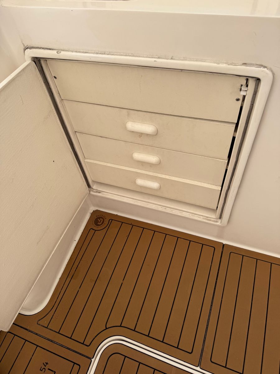 2005 Ocean Yachts 46 