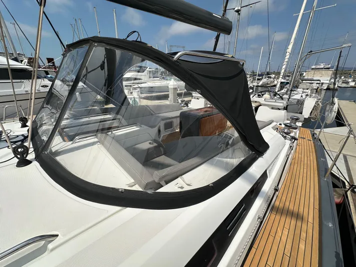 Edwina Yacht Photos Pics 