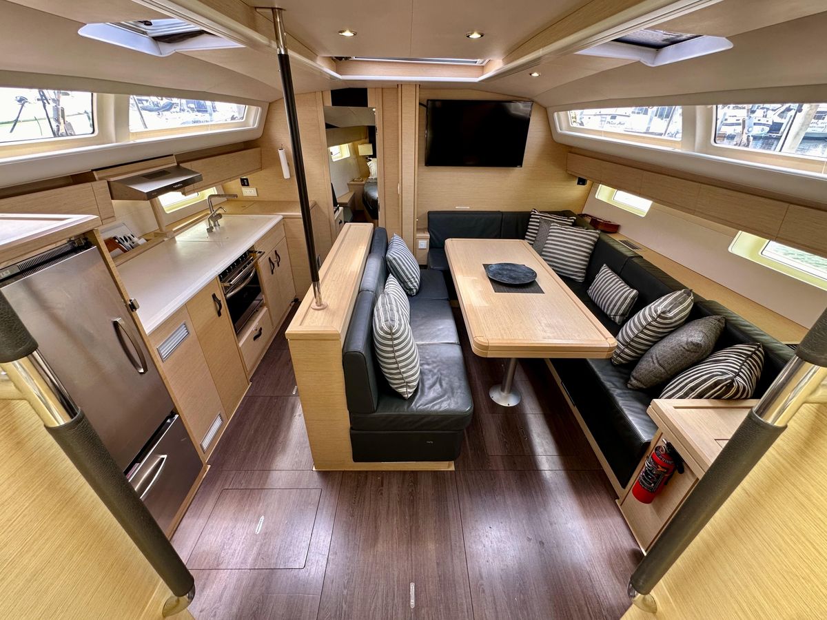 2018 Jeanneau 54 