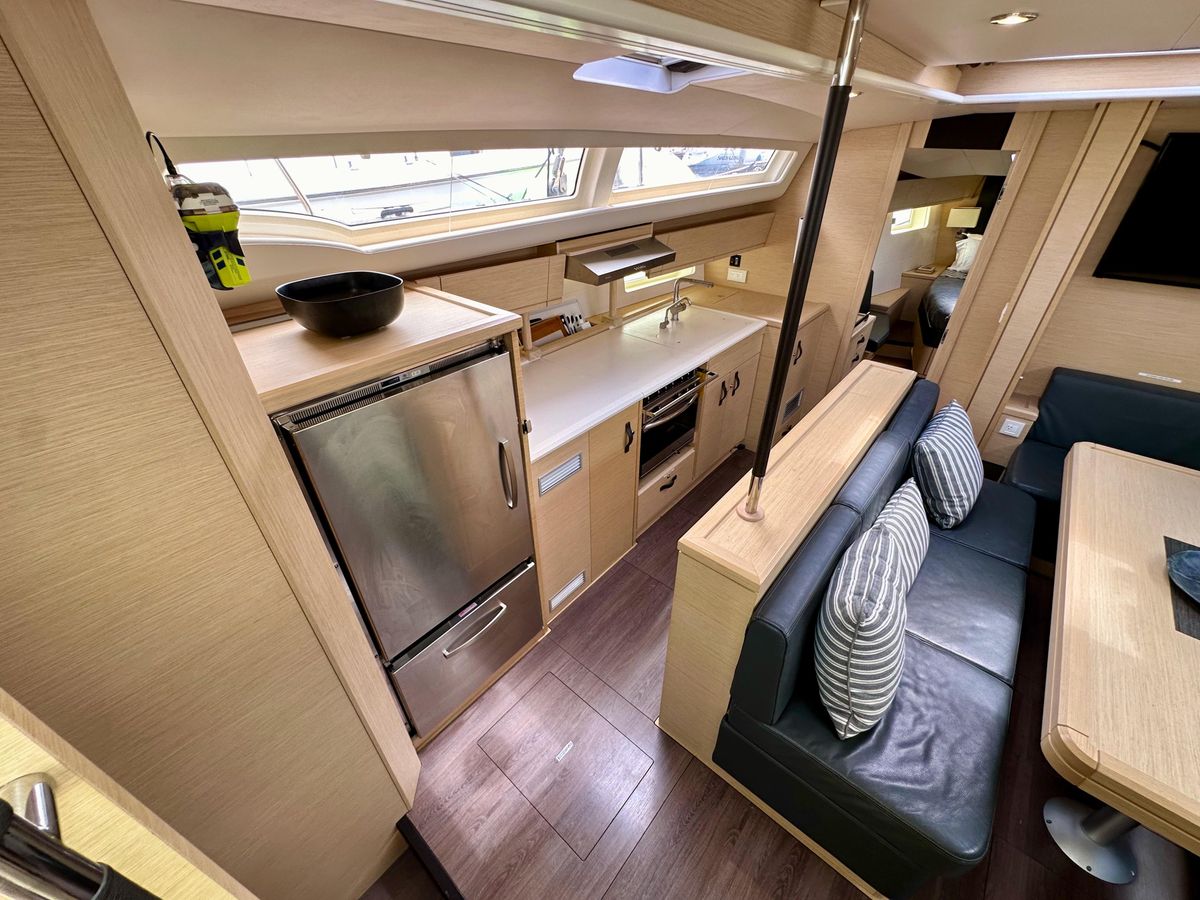2018 Jeanneau 54 