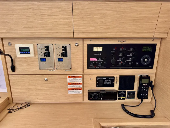 Edwina Yacht Photos Pics 