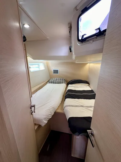 Edwina Yacht Photos Pics 