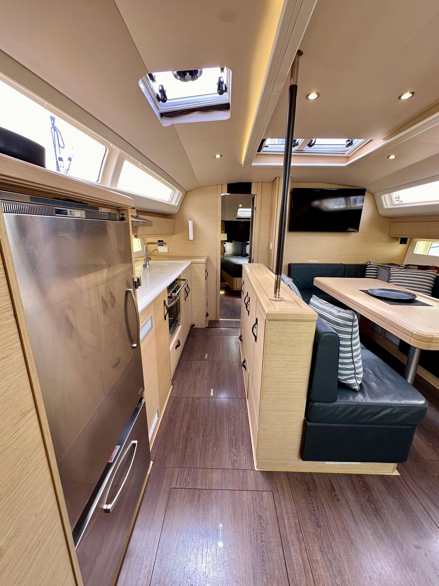 2018 Jeanneau 54 