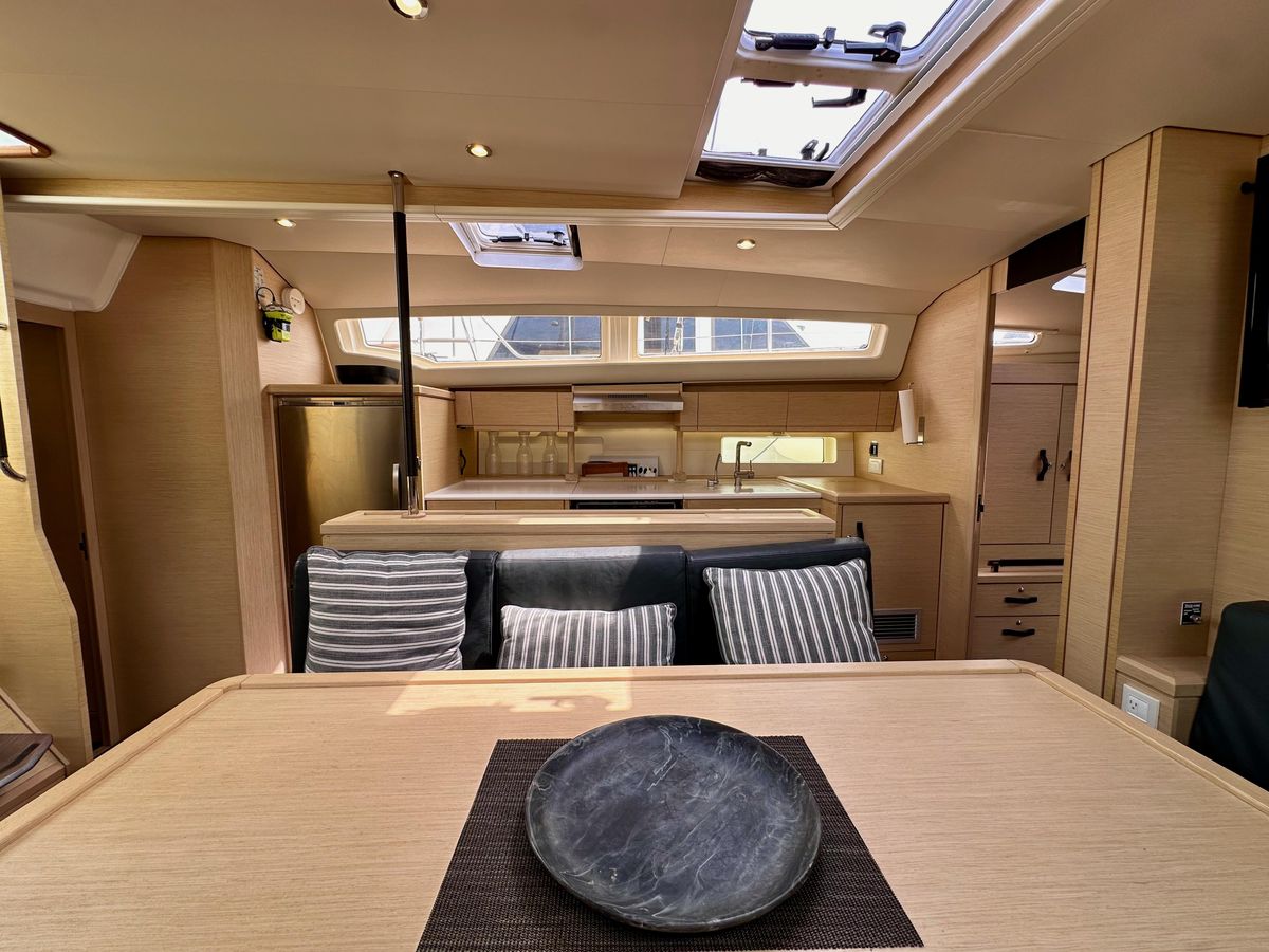 2018 Jeanneau 54 