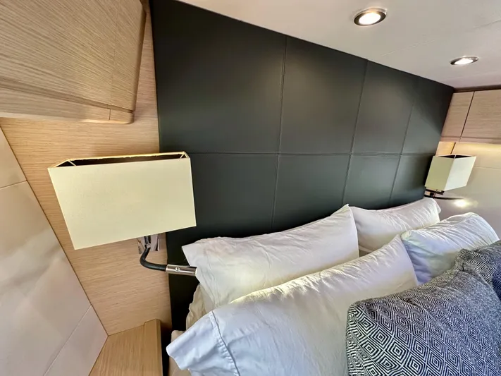 Edwina Yacht Photos Pics 