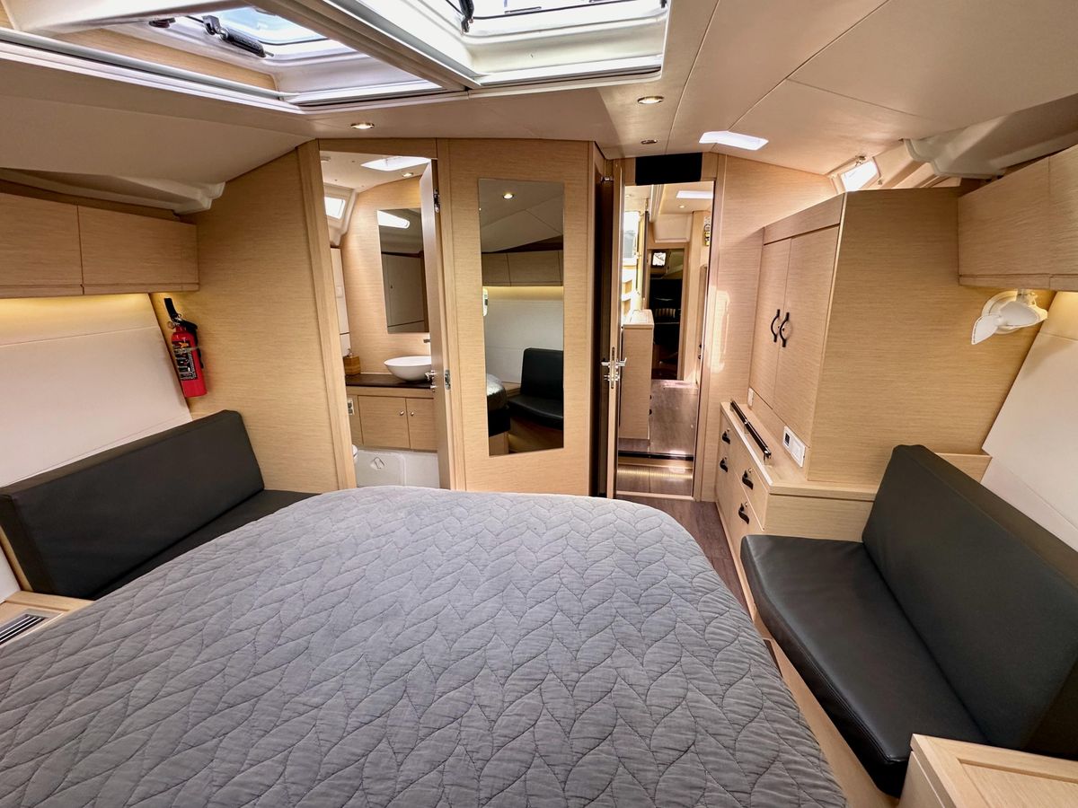 2018 Jeanneau 54 