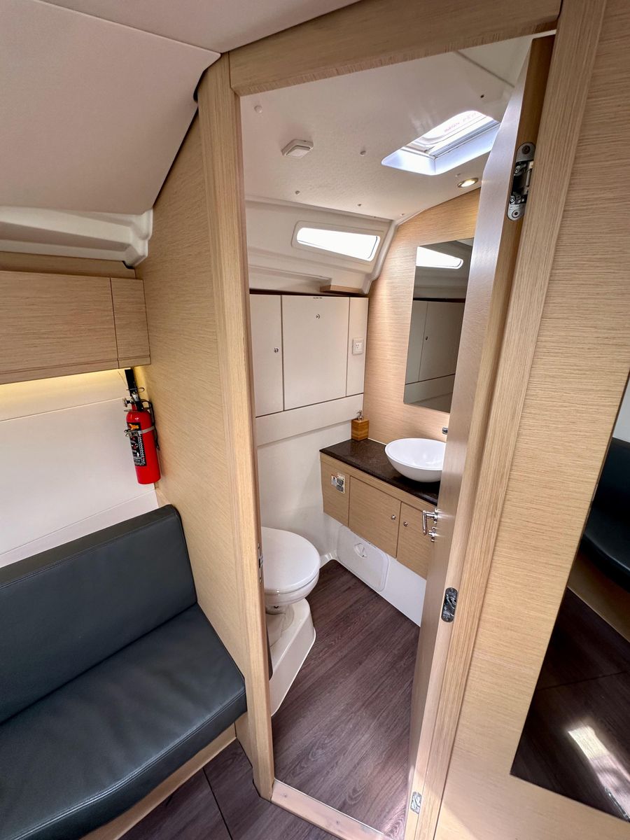 2018 Jeanneau 54 