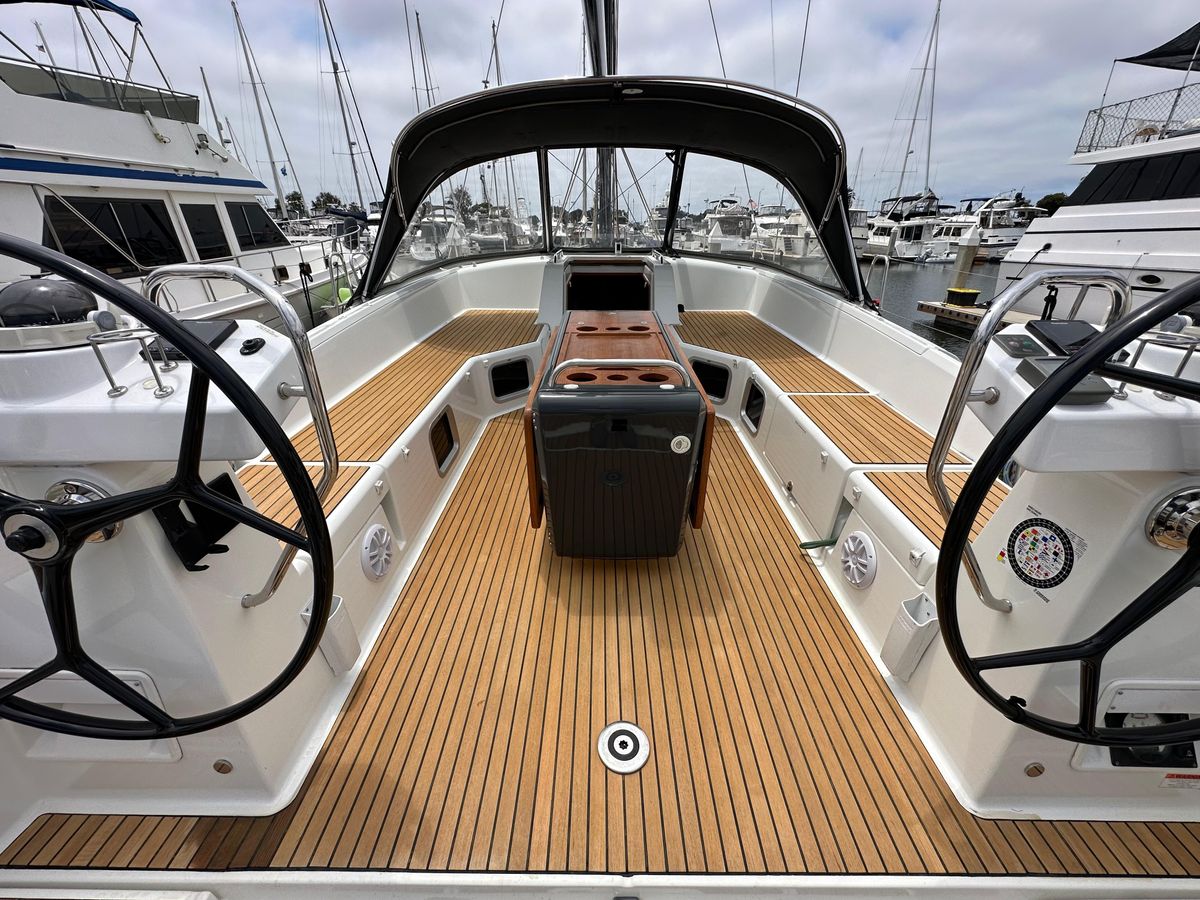2018 Jeanneau 54 