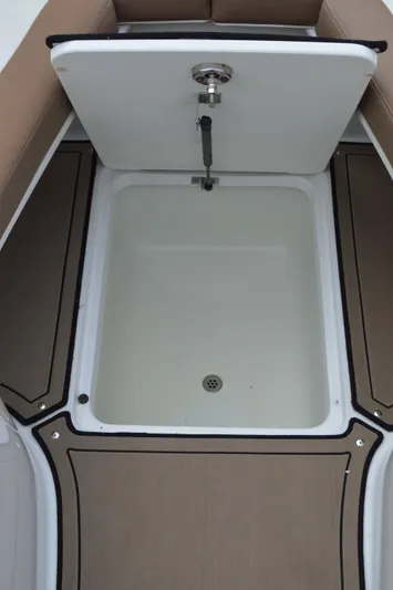 Nueve Yacht Photos Pics Cobalt 302 - Bow Floor Storage